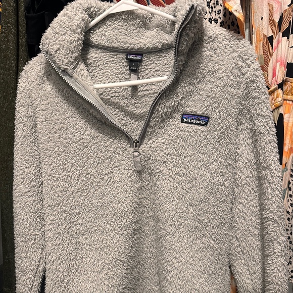 Patagonia Women’s Sherpa Quarter Zip - Picture 1 of 3